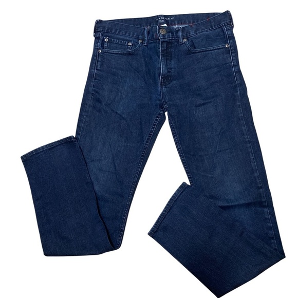 Banana Republic Other - Banana Republic Mens Slim Blue Denim Jeans in a Dark Wash, Size 32X32.